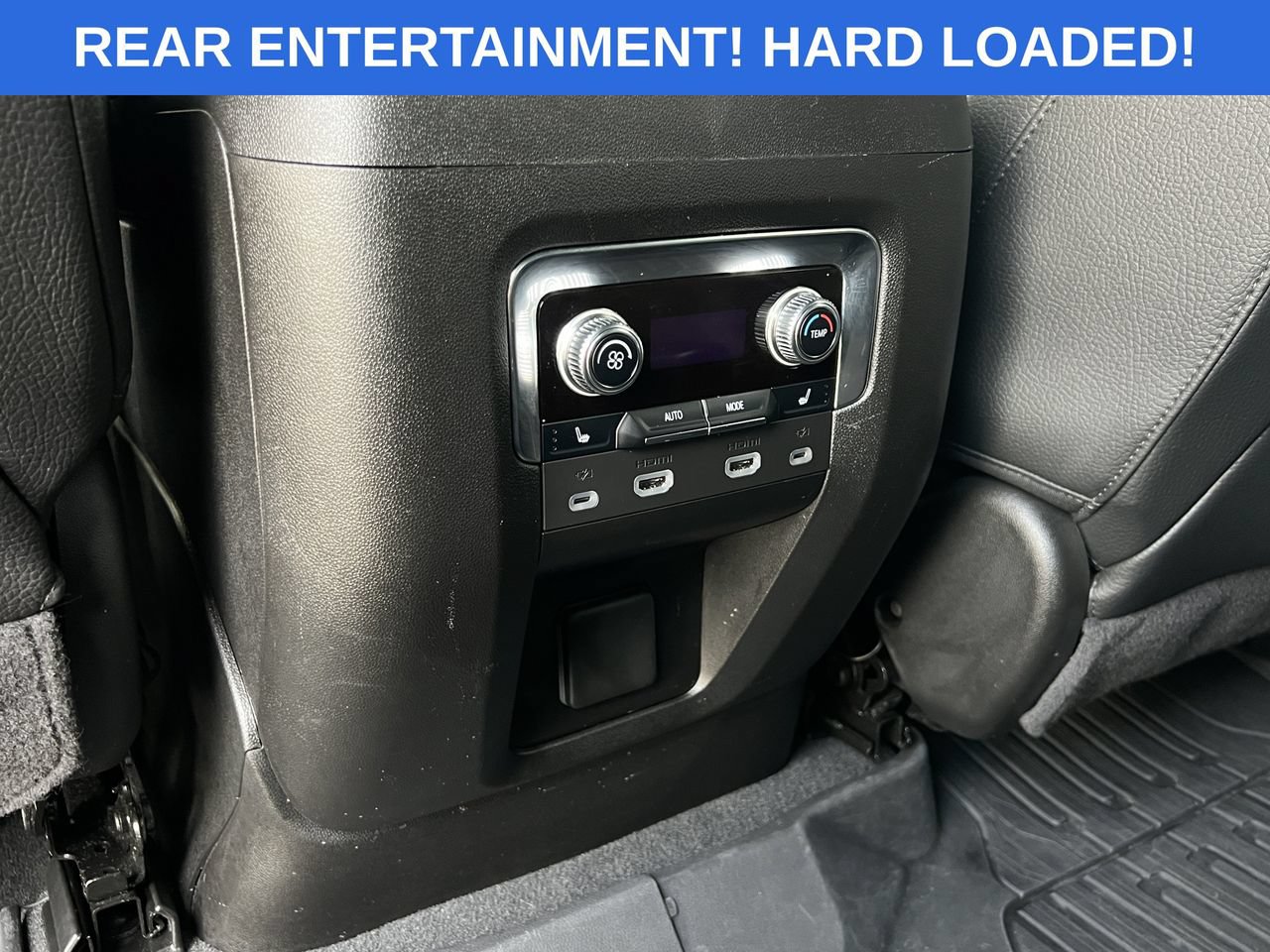 Used 2024 GMC Yukon Denali w/ Advanced Technology Package AWD/4WD image 24