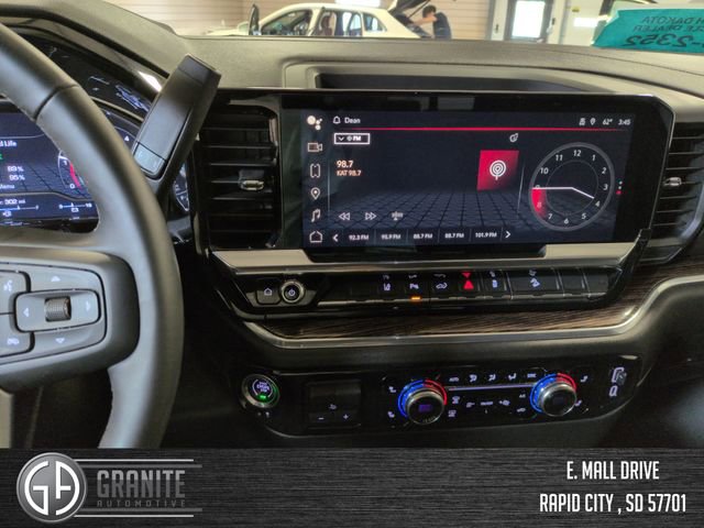Used 2024 GMC Sierra 2500 SLE w/ SLE Value Package; AWD/4WD image 17