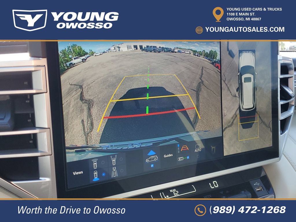Used 2025 Toyota Sequoia Capstone AWD/4WD image 14