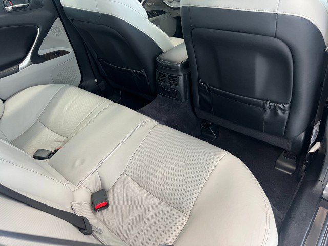 Used 2009 Lexus IS 250 AWD image 39