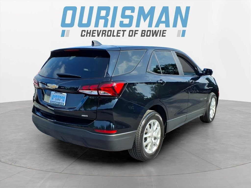 Certified 2023 Chevrolet Equinox LS w/ LS Convenience Package AWD/4WD image 3