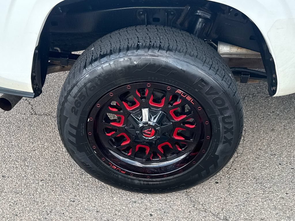 Used 2020 Toyota Tacoma SR AWD/4WD image 39