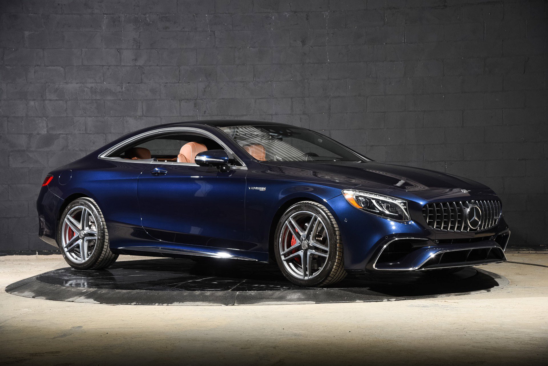 Used 2018 Mercedes-Benz S 63 AMG 4MATIC Coupe image 2