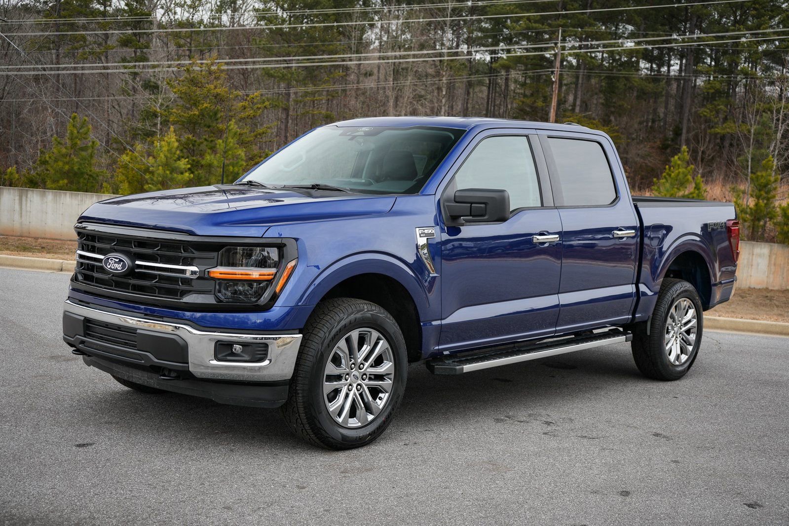 New 2026 Ford F150 XLT w/ XLT Chrome Appearance Package image 3