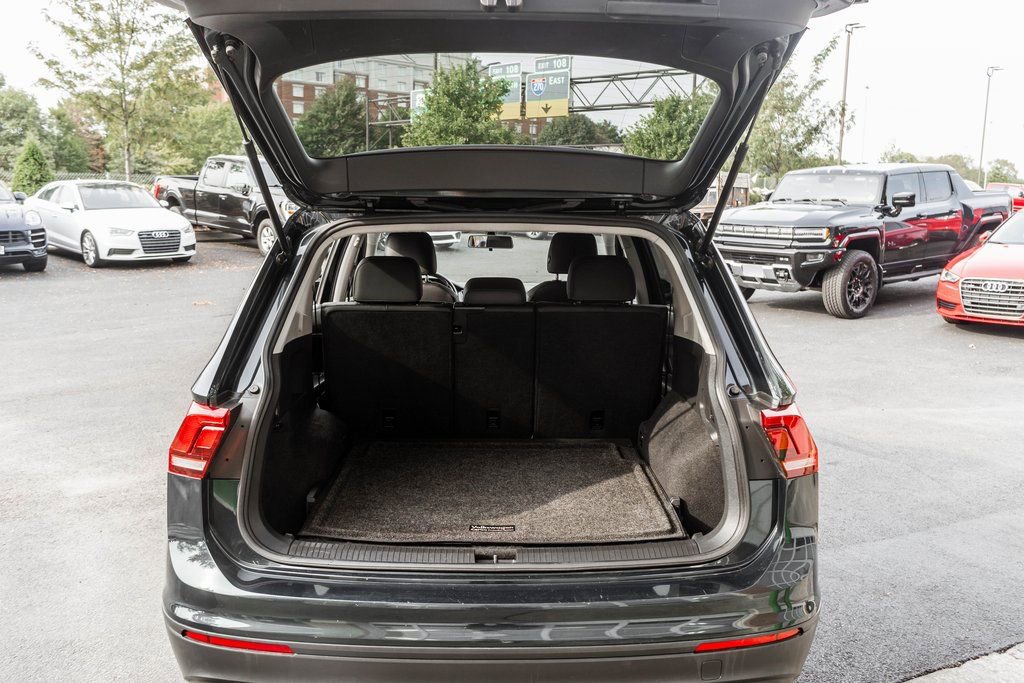 Used 2019 Volkswagen Tiguan SE image 26