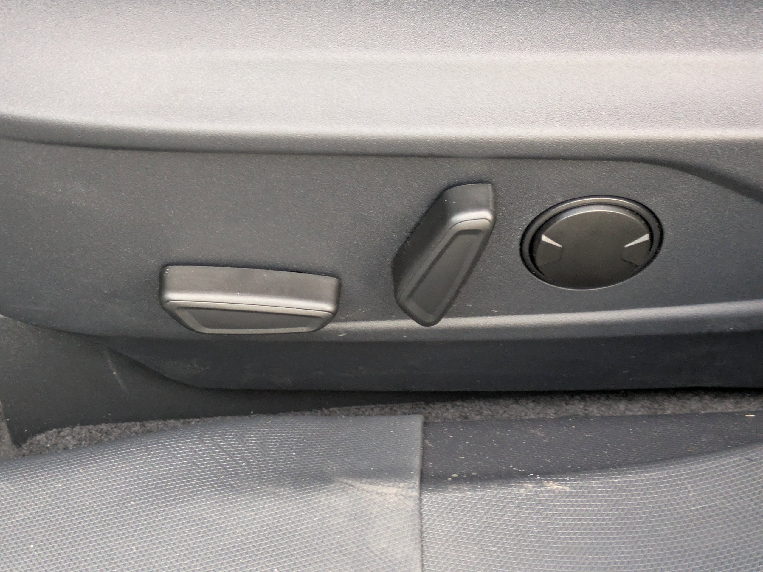 New 2025 Ford Mustang Mach-E Premium image 18