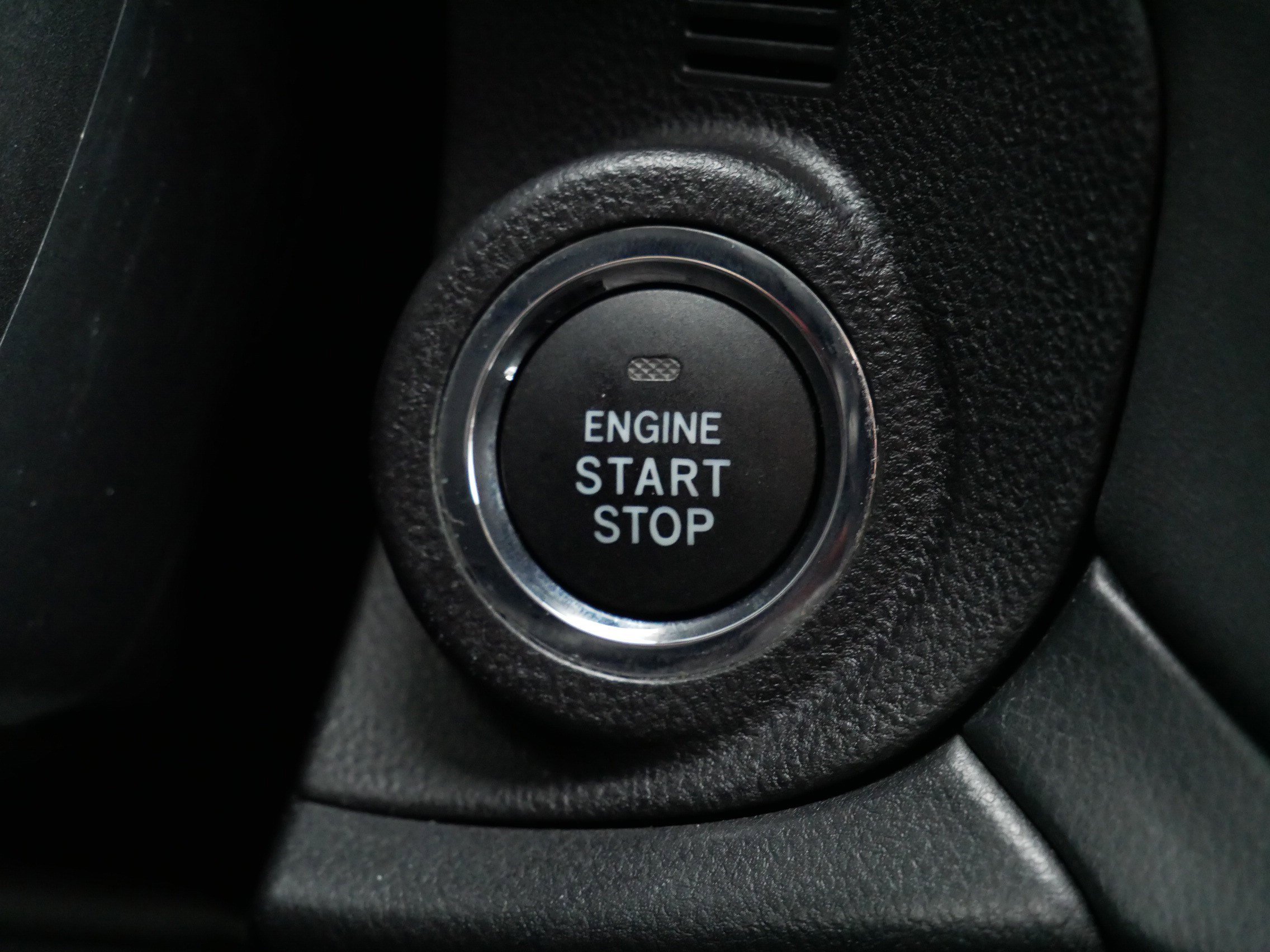 Used 2020 Subaru Outback Limited image 31