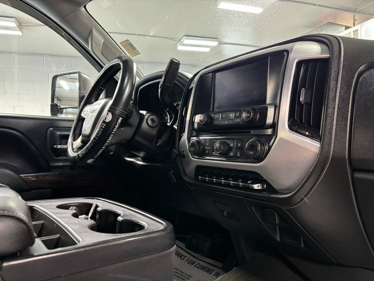 Used 2015 GMC Sierra 2500 SLE w/ SLE Preferred Package AWD/4WD image 18