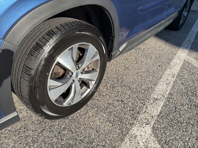 Used 2022 Subaru Ascent Premium w/ Convenience Package image 16