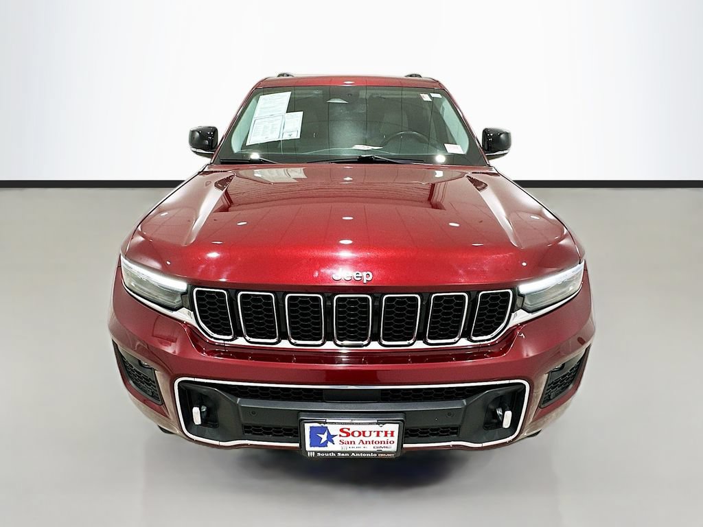 Used 2022 Jeep Grand Cherokee Overland RWD image 2