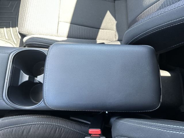 Used 2024 Subaru Outback Premium AWD/4WD image 23