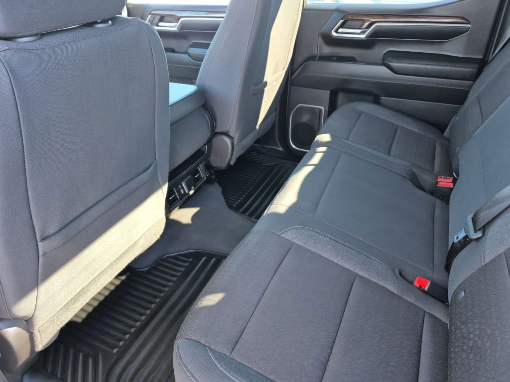 Used 2024 GMC Sierra 1500 SLE image 25