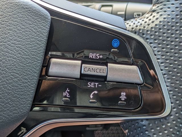 Used 2024 Nissan Ariya FWD image 32