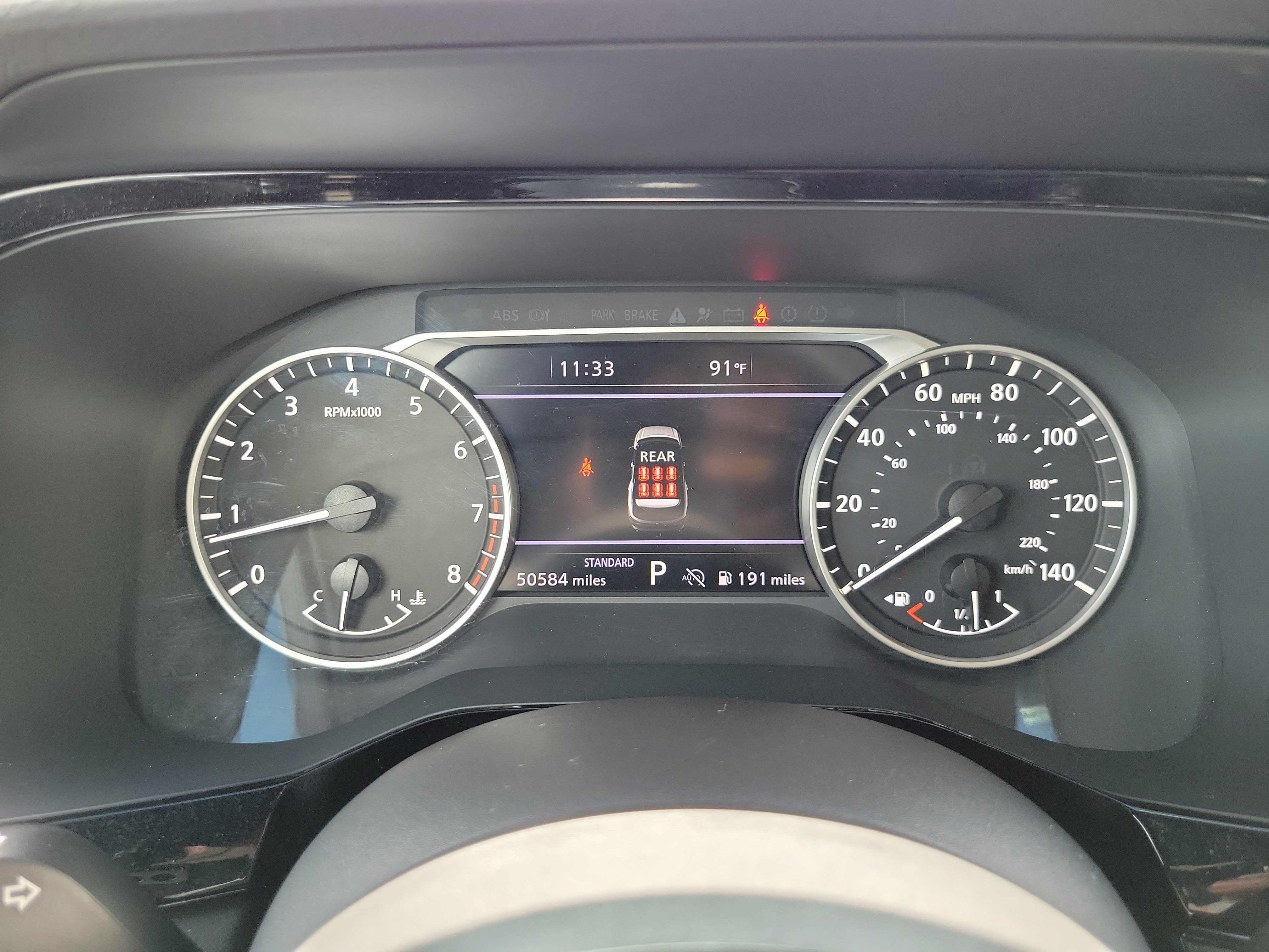 Used 2024 Nissan Pathfinder SL w/ Black Appearance Package FWD image 32