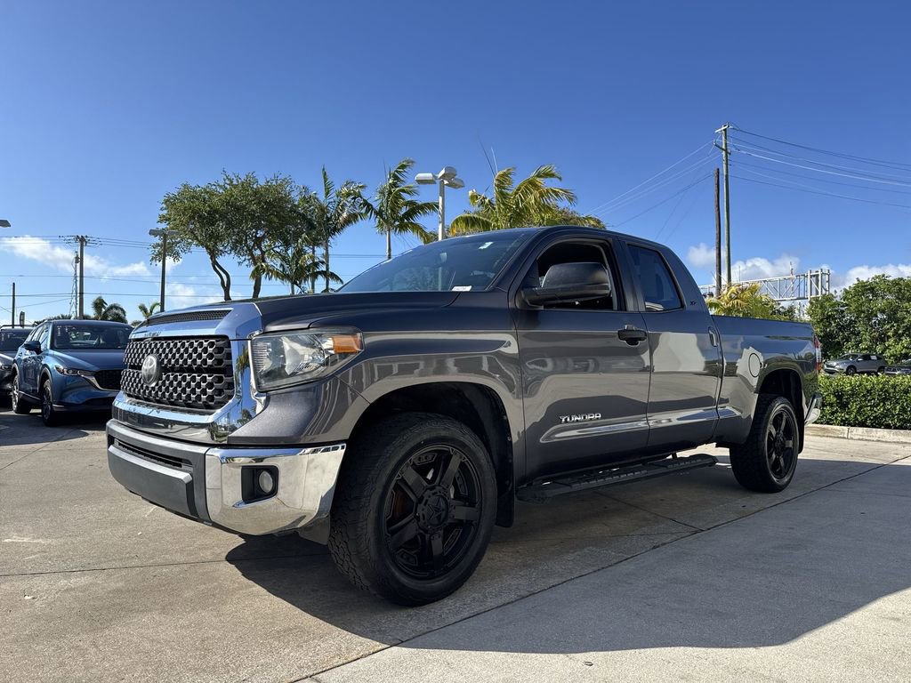 Used 2019 Toyota Tundra SR5 w/ SR5 Upgrade Package image 28