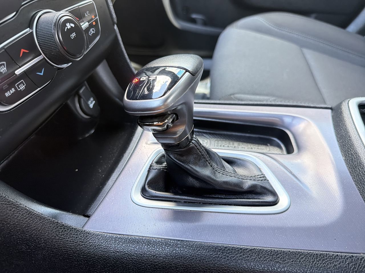 Used 2020 Dodge Charger SXT RWD image 23
