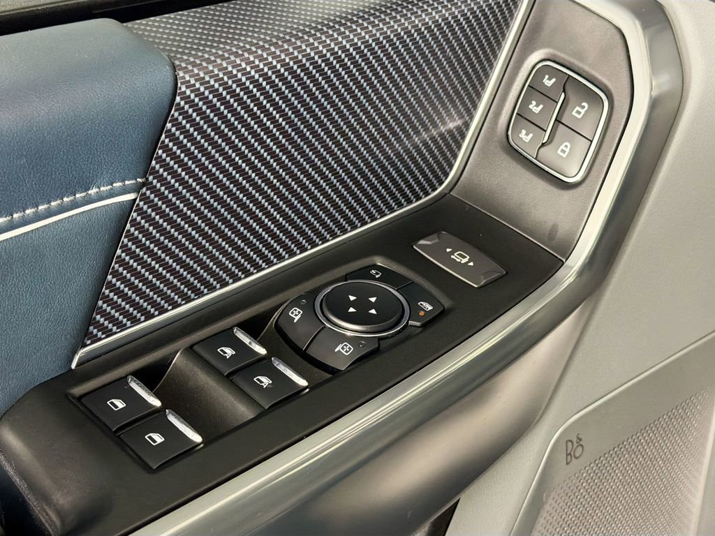 Used 2023 Ford F250 Limited w/ FX4 Off-Road Package image 18