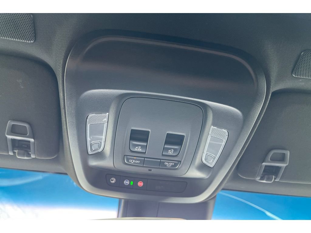 Used 2020 Cadillac CT4 Luxury w/ Sun And Sound Package image 24