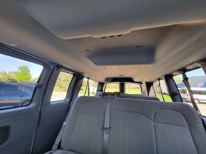 Used 2018 Chevrolet Express 3500 LS RWD image 51