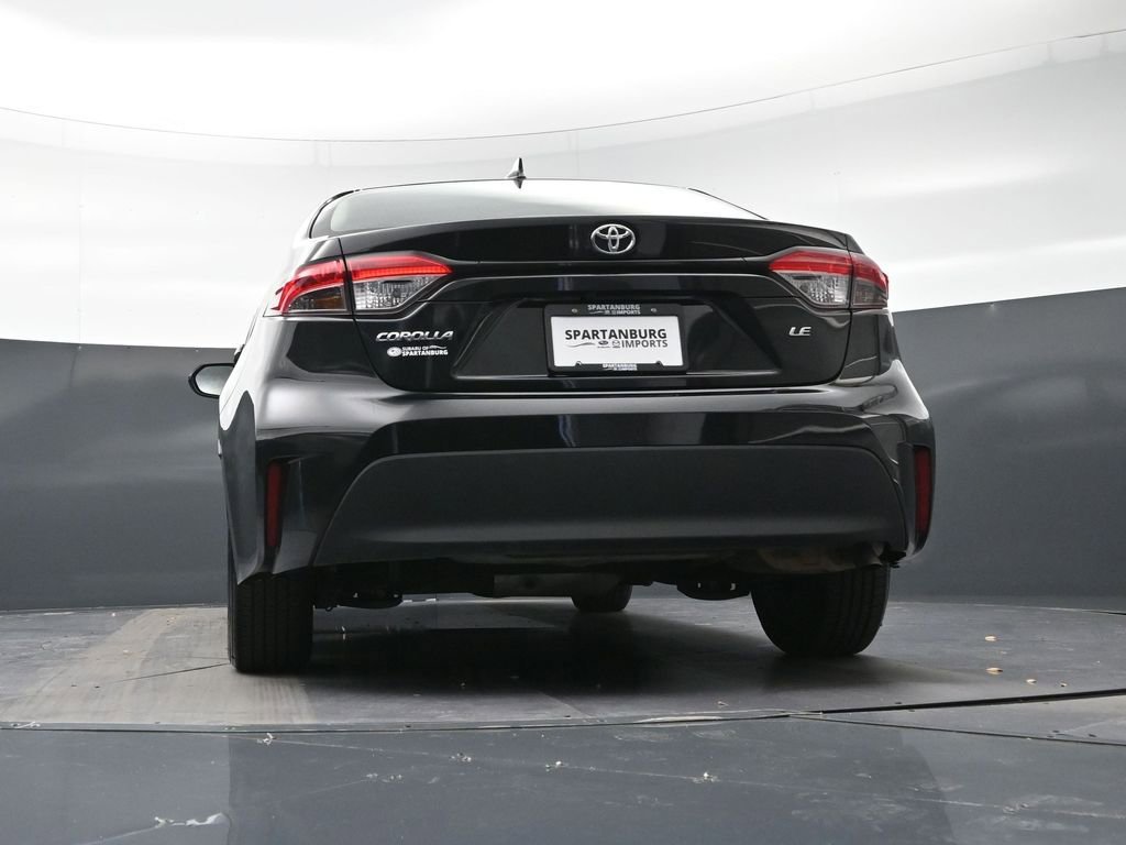 Used 2024 Toyota Corolla LE image 32