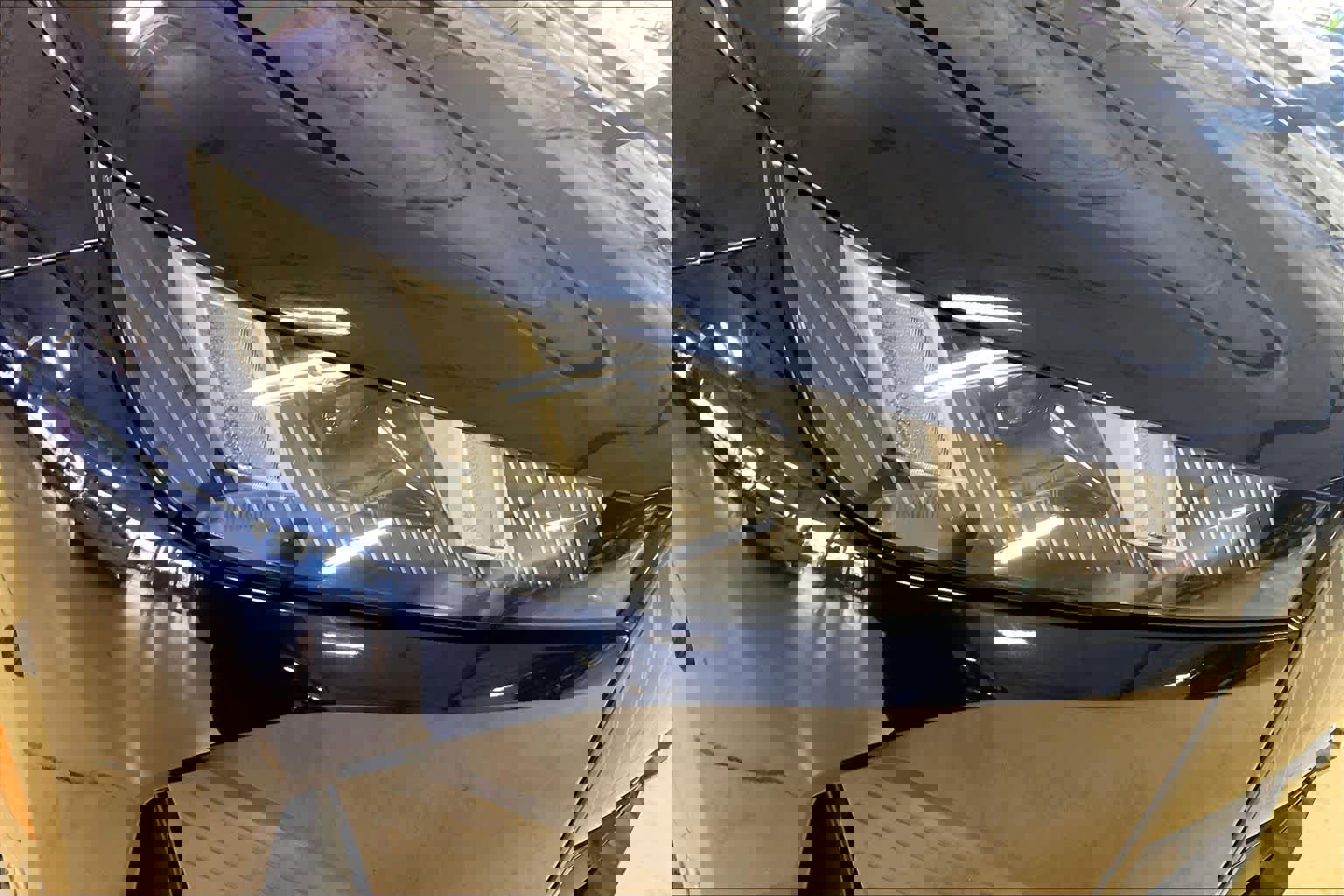 New 2026 BMW iX xDrive45 image 13