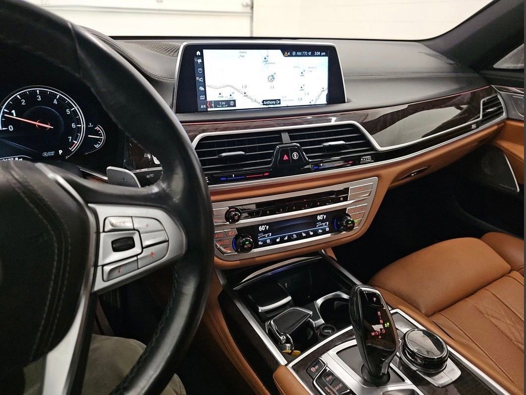 Used 2018 BMW 750i xDrive AWD/4WD image 6