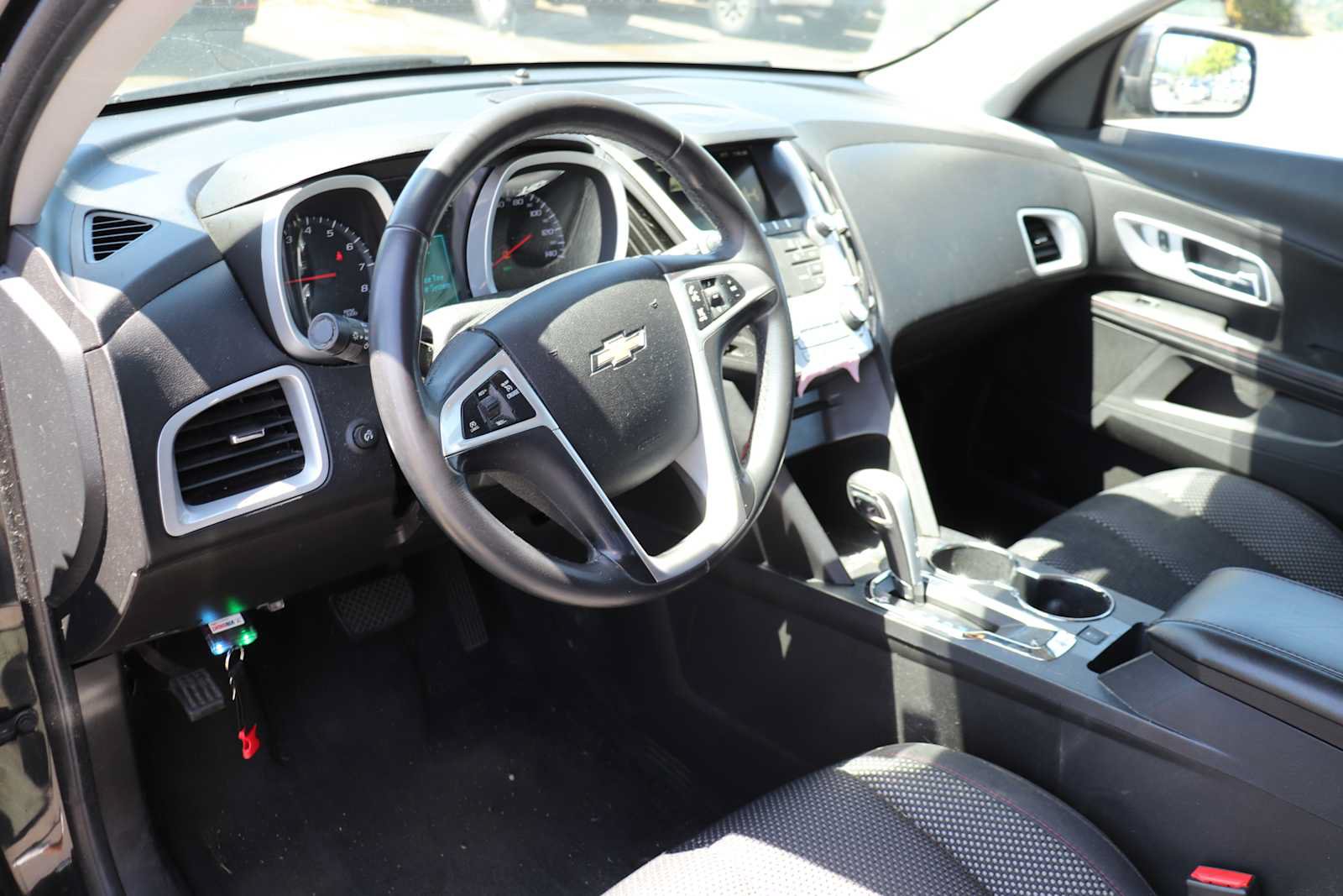 Used 2015 Chevrolet Equinox LT w/ Driver Convenience Package FWD image 10