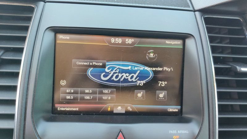 Used 2014 Ford Taurus SEL w/ Equipment Group 201A FWD image 15