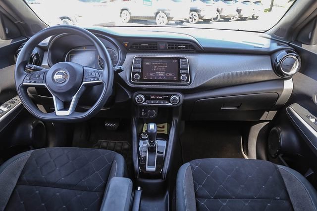 Used 2019 Nissan Kicks SV FWD image 13