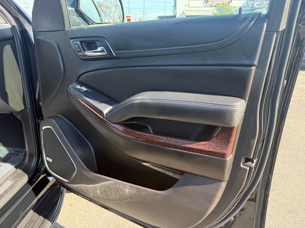 Used 2019 GMC Yukon SLT w/ Open Road Package image 32