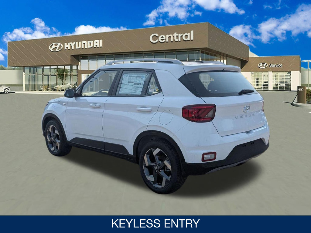 New 2026 Hyundai Venue SEL FWD image 6