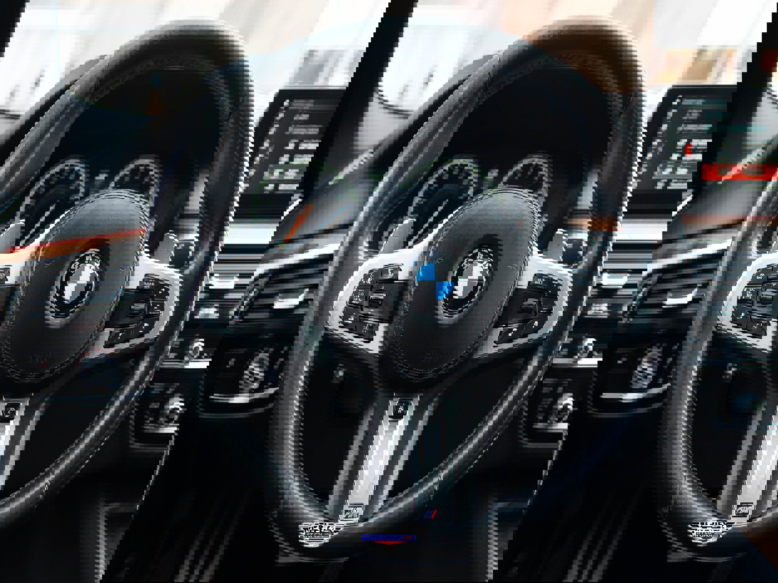 Used 2018 BMW 540i xDrive w/ M Sport Package image 23