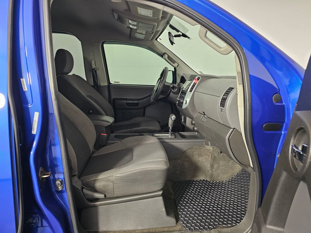 Used 2015 Nissan Xterra S image 11