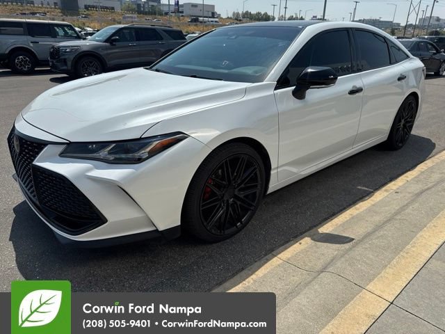 Used 2019 Toyota Avalon Touring w/ Advanced Safety Package FWD image 3