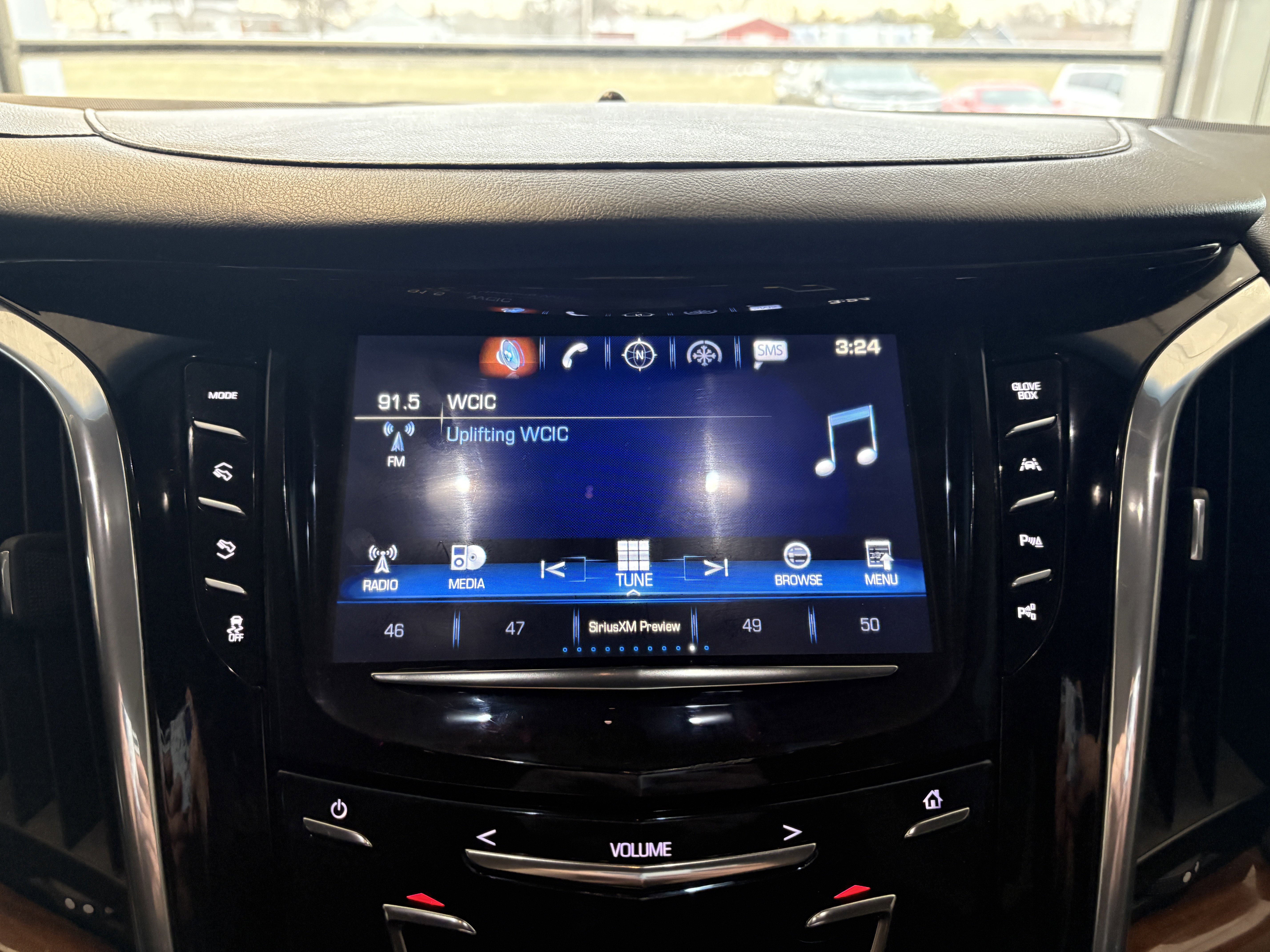 Used 2017 Cadillac Escalade Luxury image 15