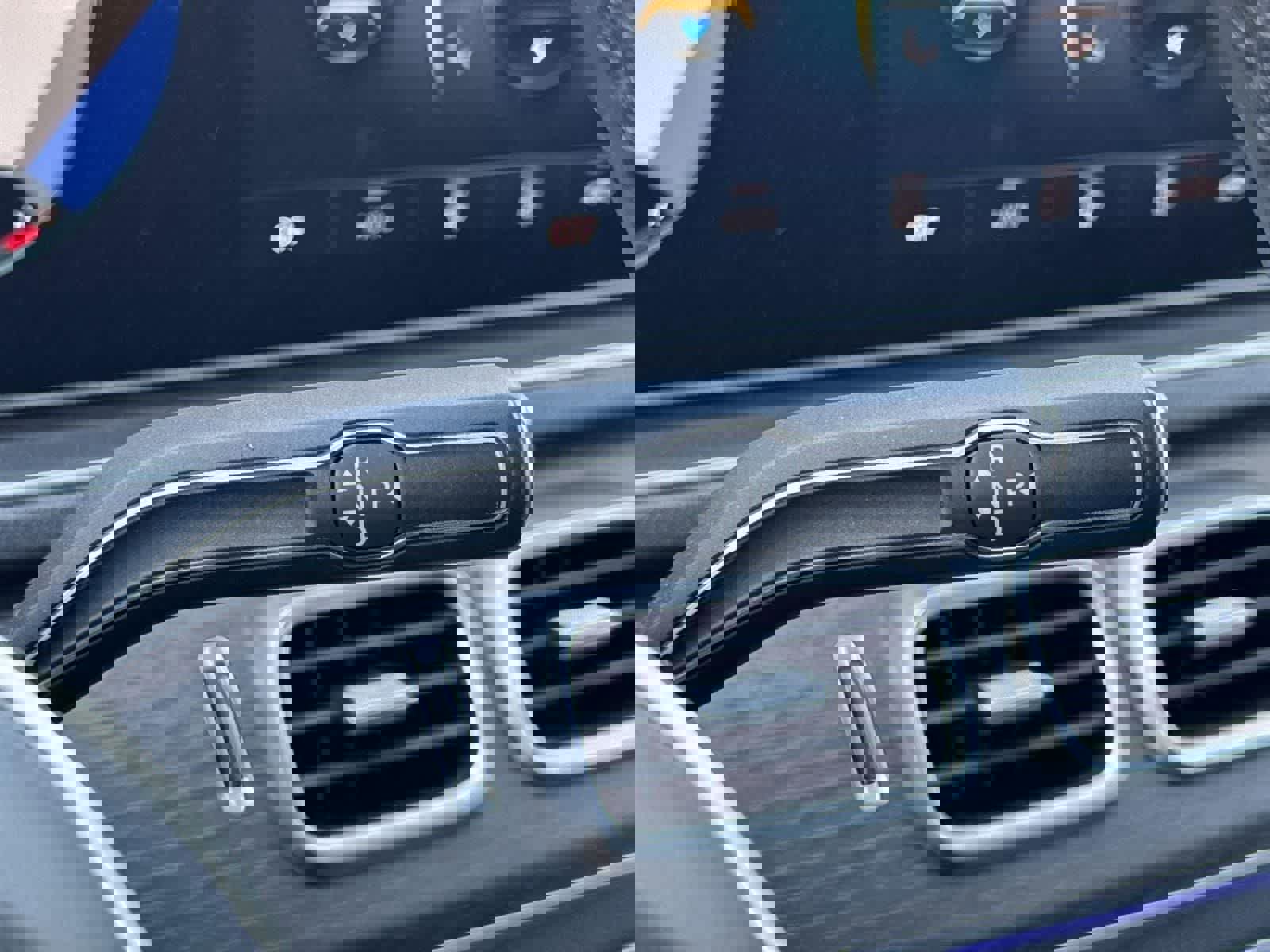 Used 2022 Mercedes-Benz GLE 350 4MATIC image 16