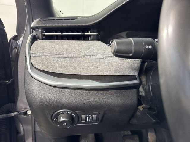 Used 2023 Jeep Compass Latitude w/ Sun and Sound Group AWD/4WD image 14