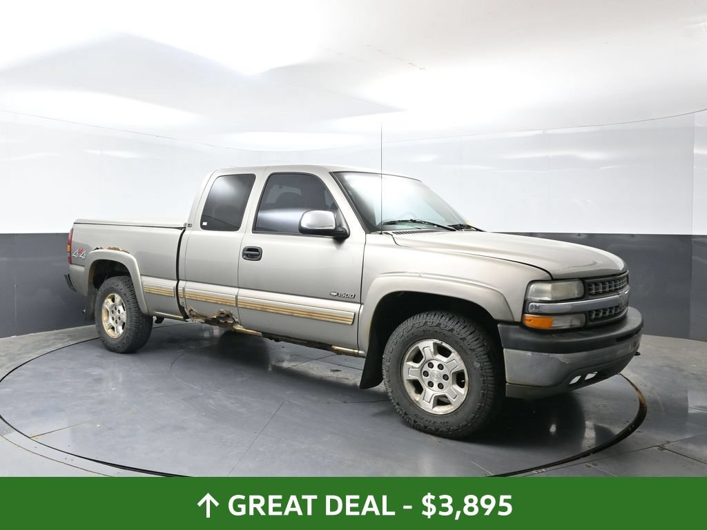 Used 2001 Chevrolet Silverado 1500 LS w/ Firm Ride Suspension Pkg AWD/4WD image 3
