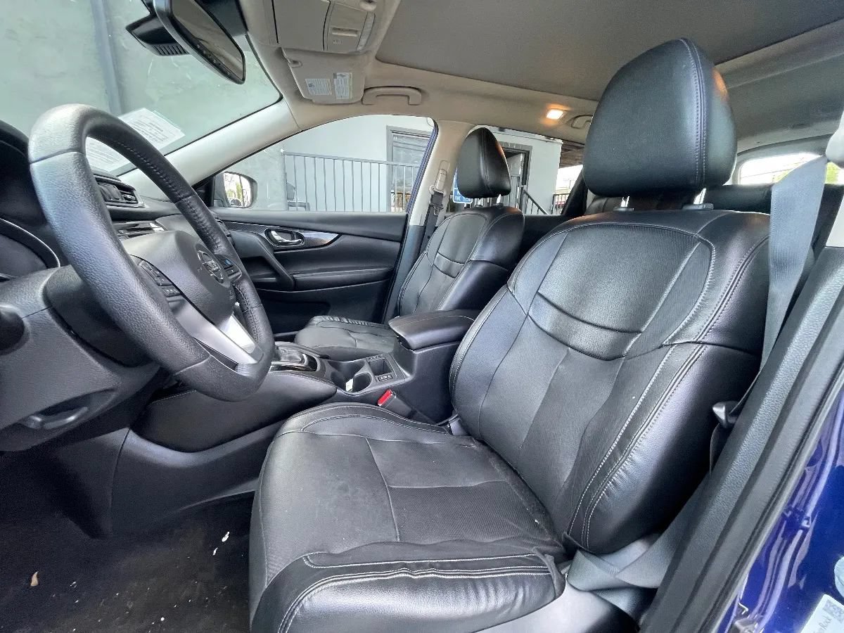 Used 2019 Nissan Rogue SL w/ Premium Package FWD image 10