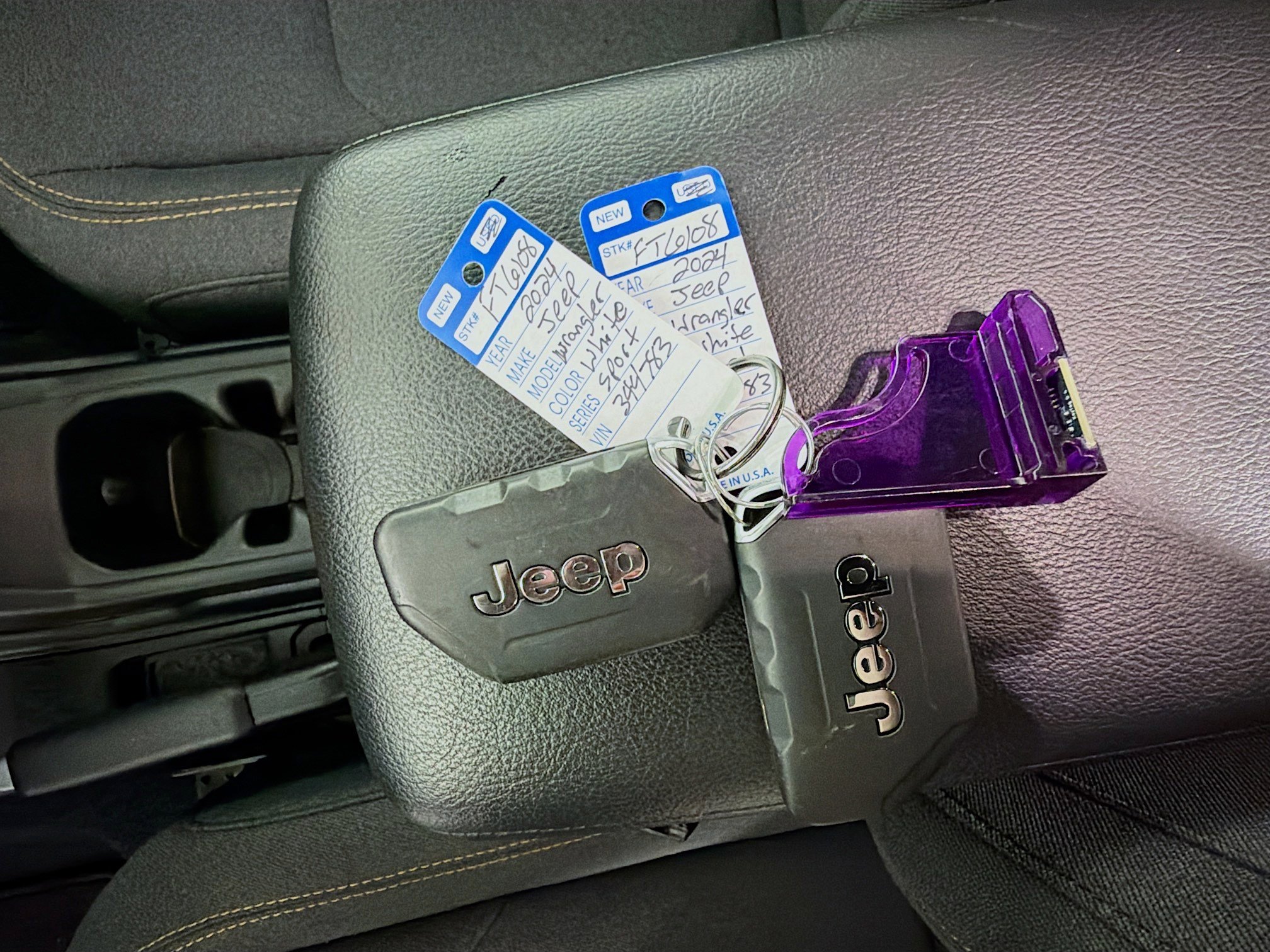 Used 2024 Jeep Wrangler Sport image 32