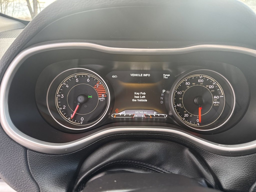 Used 2016 Jeep Cherokee Trailhawk w/ Comfort/Convenience Group image 13