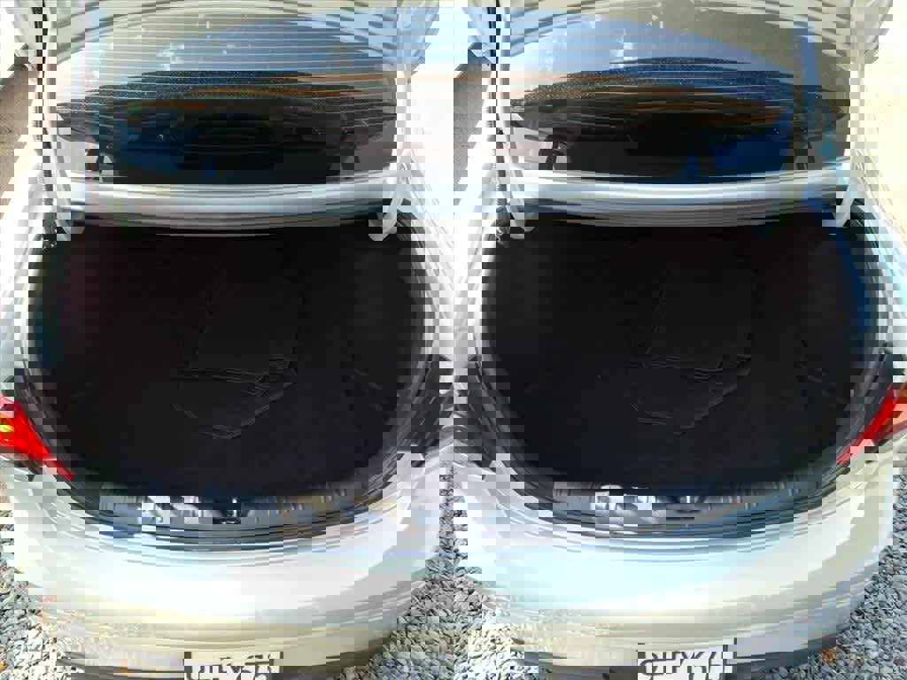 Used 2023 Kia Rio LX image 6