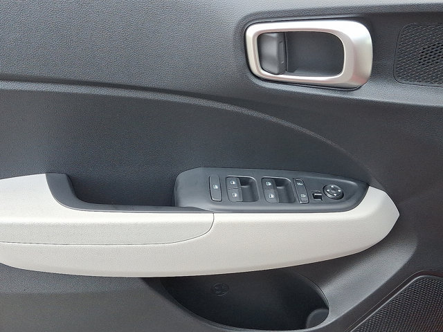 New 2026 Hyundai Venue SEL FWD image 12