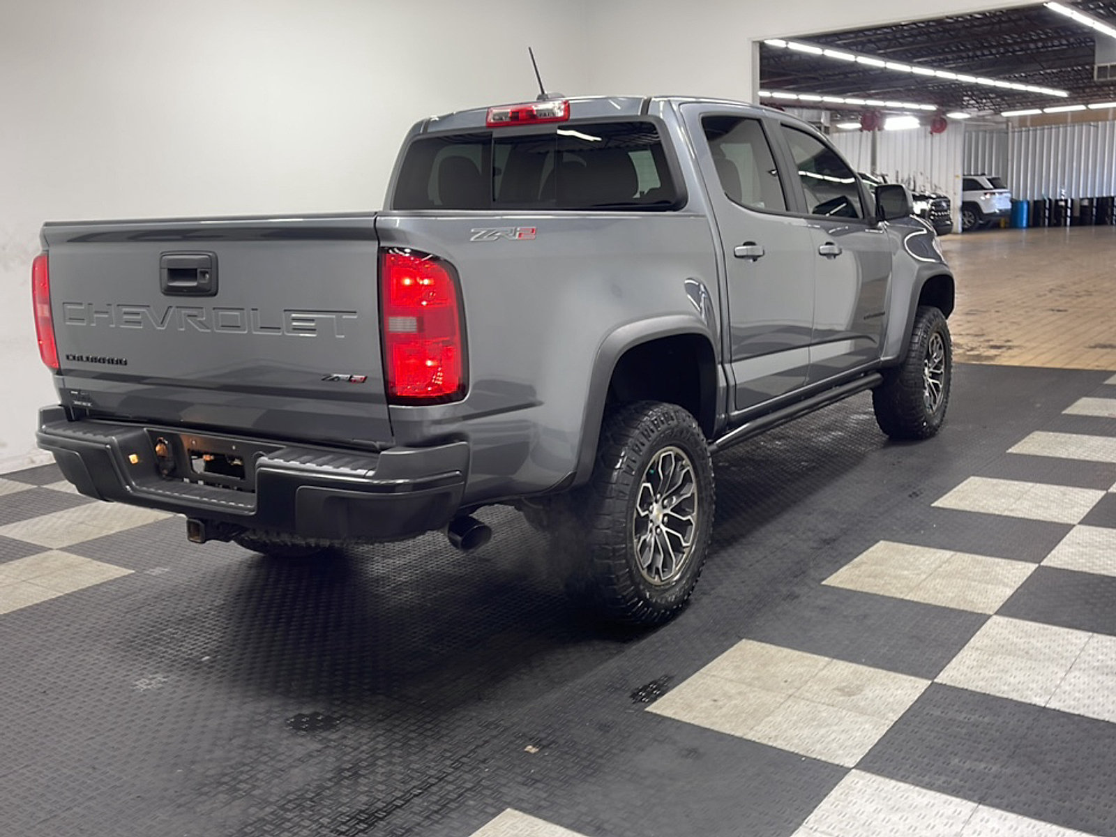 Used 2022 Chevrolet Colorado ZR2 AWD/4WD image 16