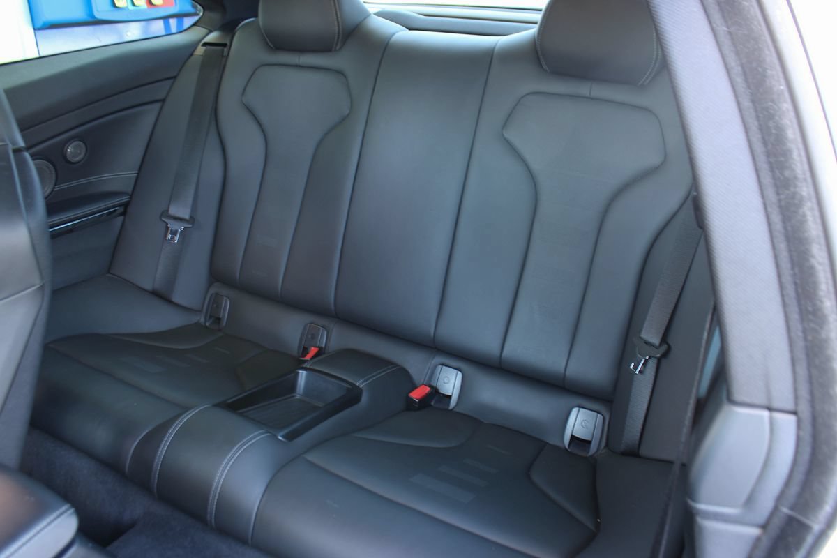 Used 2018 BMW M4 Coupe RWD image 22