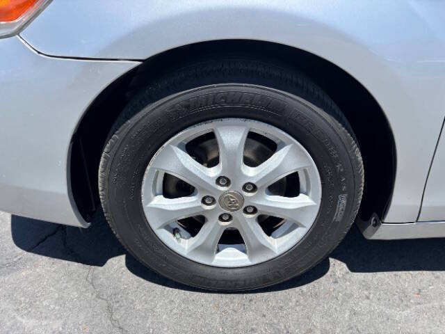 Used 2010 Toyota Camry FWD image 9
