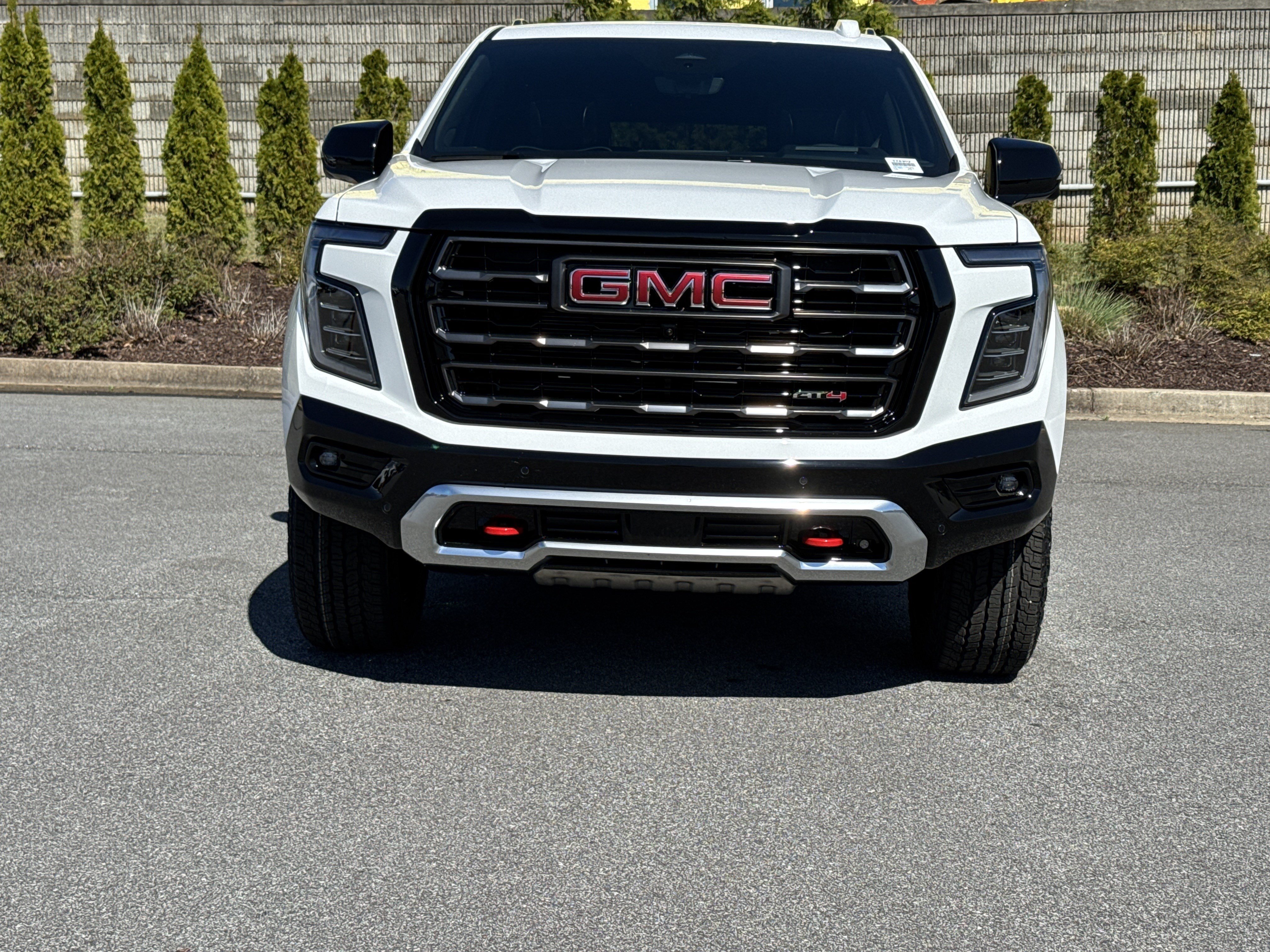 New 2026 GMC Yukon XL AT4 Ultimate AWD/4WD image 3