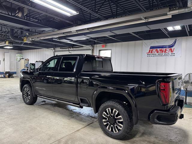 Certified 2024 GMC Sierra 3500 Denali Ultimate AWD/4WD image 6