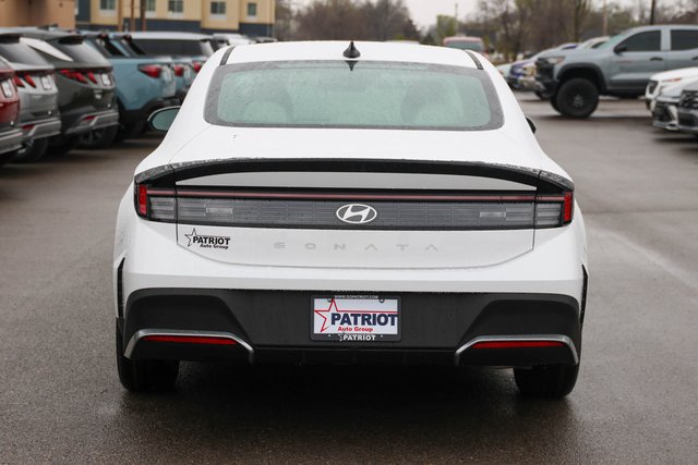 New 2026 Hyundai Sonata SE FWD image 4