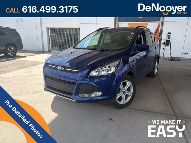 Used 2016 Ford Escape SE w/ Equipment Group 201A FWD image 1